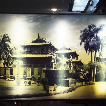 Guang Haw Hotel Tainan Bagian luar foto