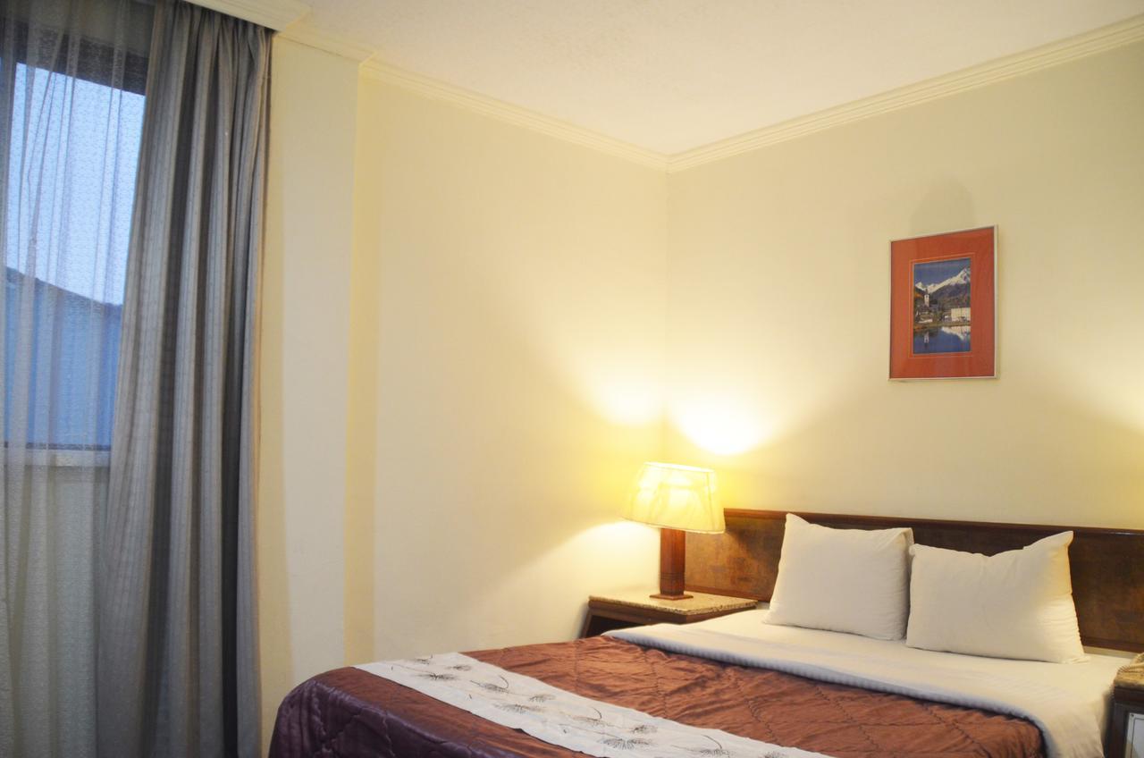 Guang Haw Hotel Tainan Bagian luar foto